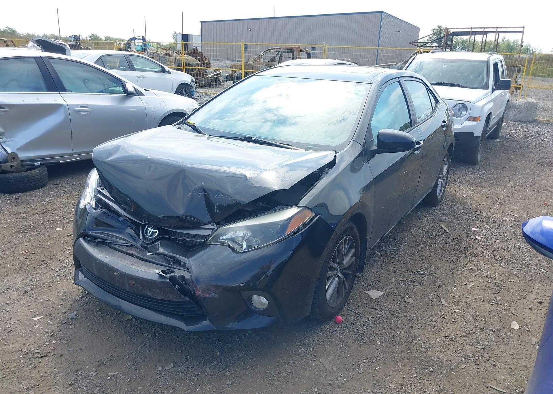 2015 TOYOTA COROLLA