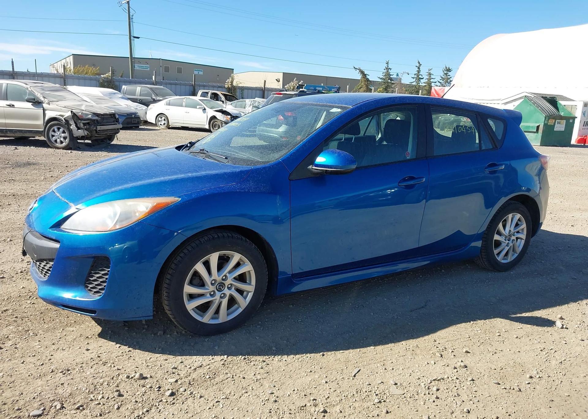 2013 MAZDA MAZDA3 GS-SKY