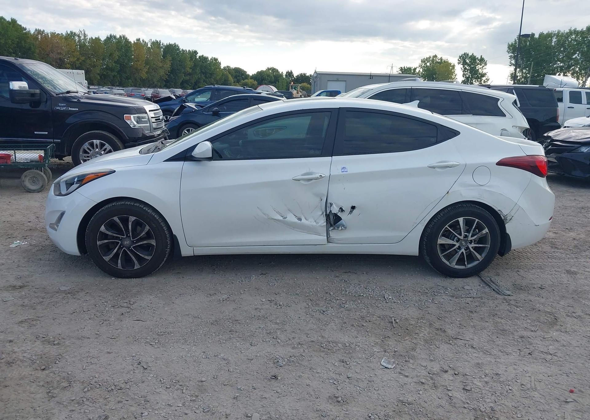 2014 HYUNDAI ELANTRA GLS