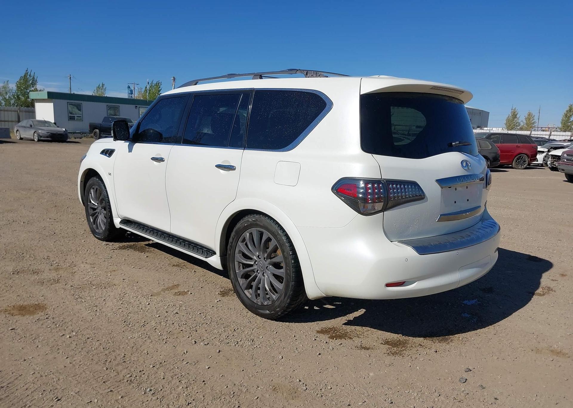 2016 INFINITI QX80
