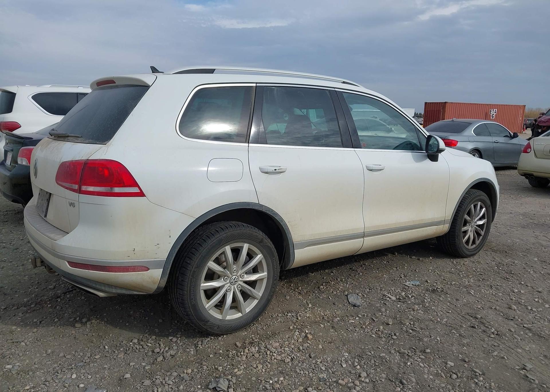 2016 VOLKSWAGEN TOUAREG 3.6L COMFORTLINE