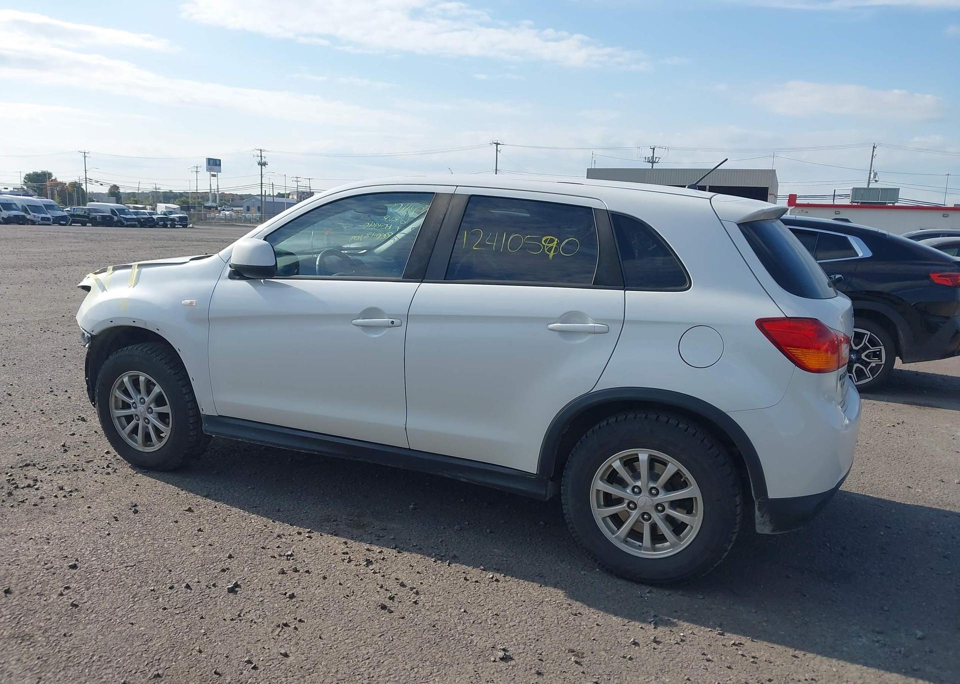 2016 MITSUBISHI RVR SE