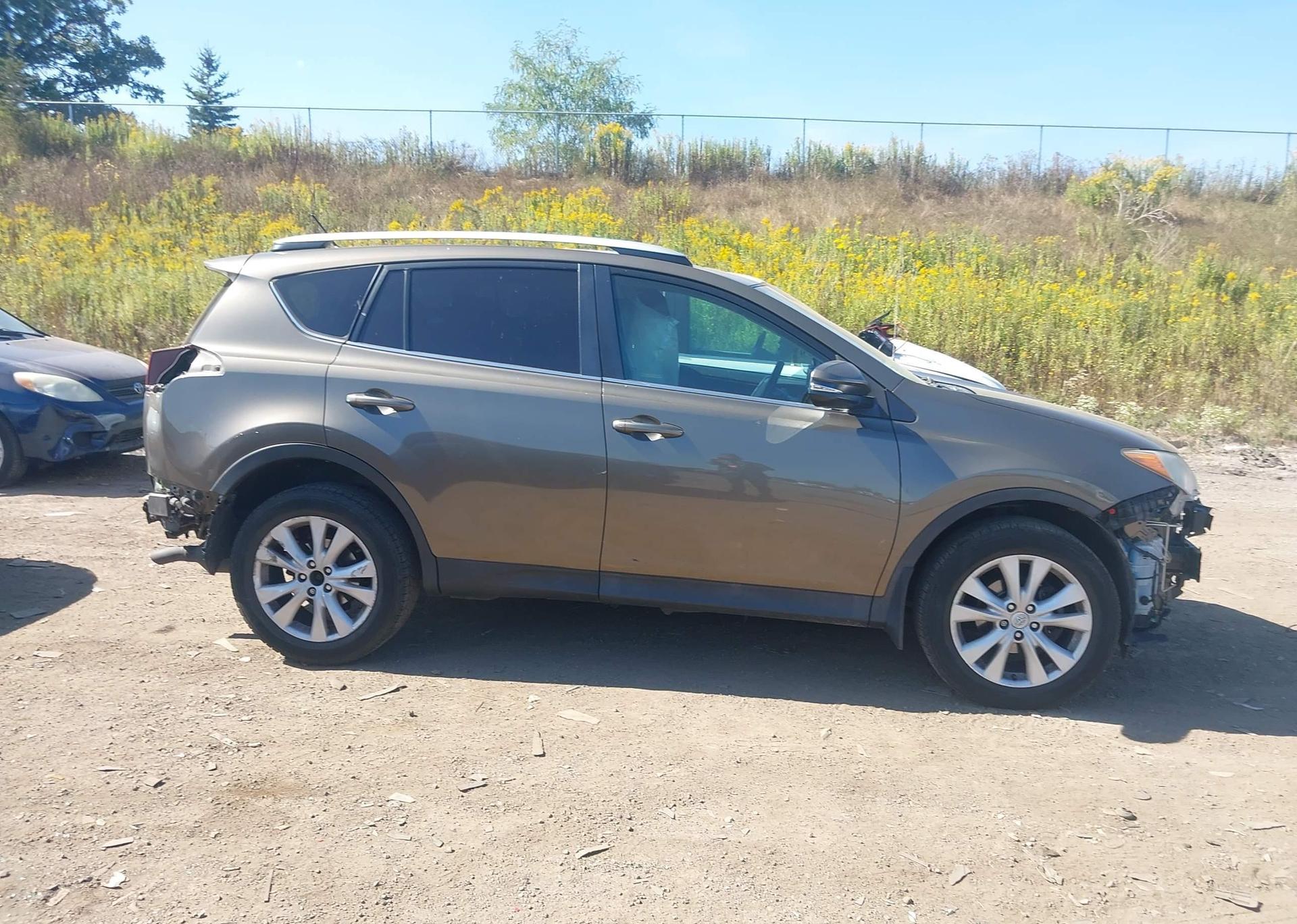 2015 TOYOTA RAV4 LIMITED