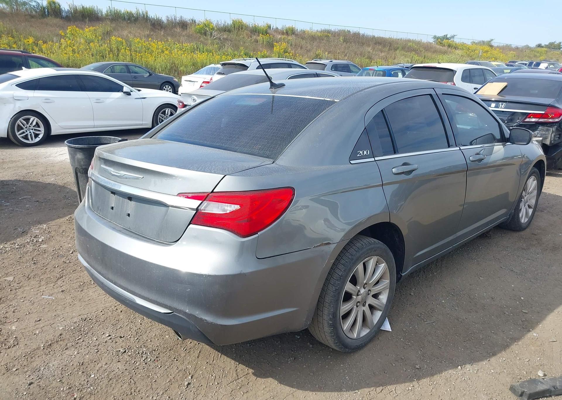 2013 CHRYSLER 200 TOURING