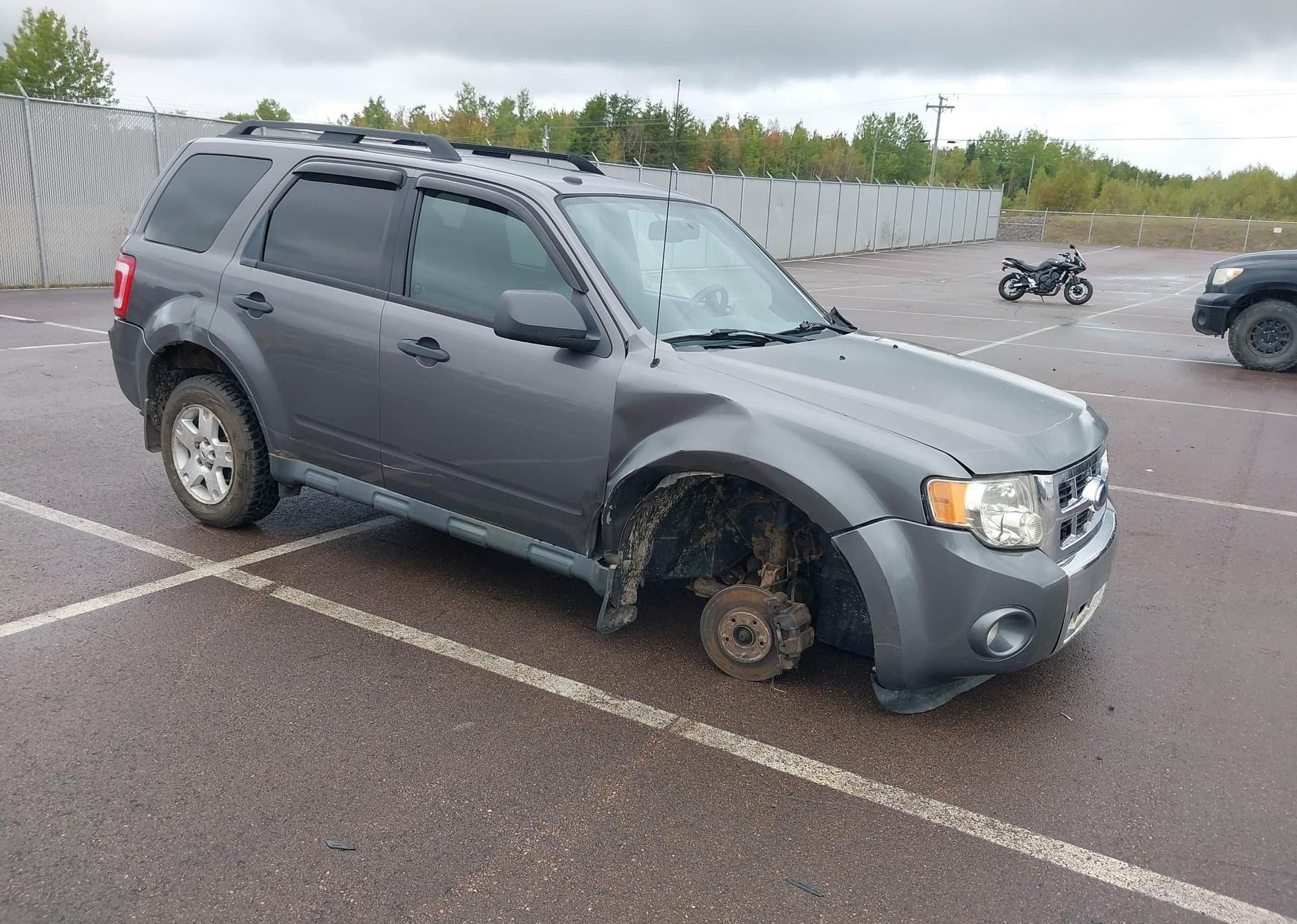 2009 FORD ESCAPE XLT