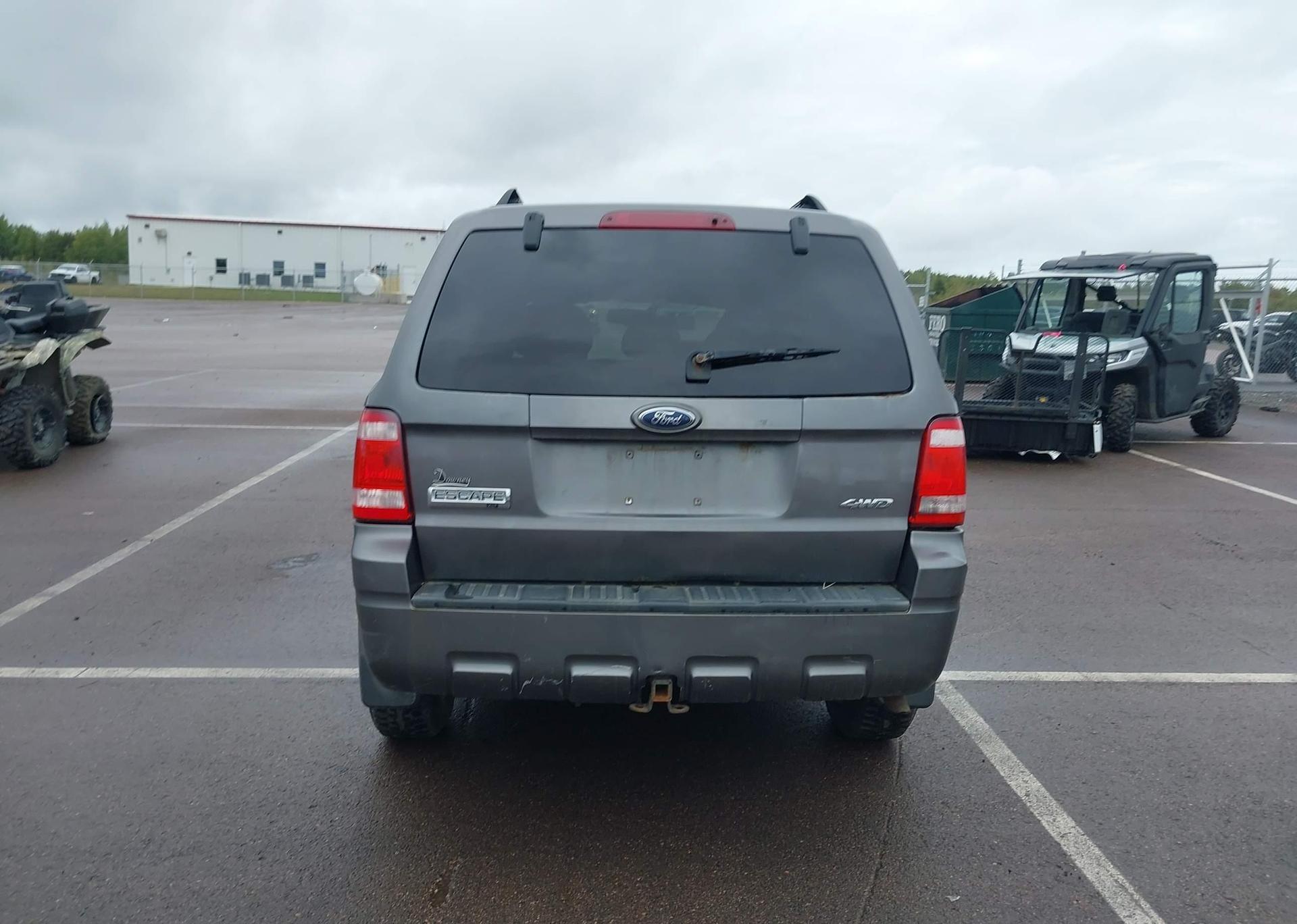 2009 FORD ESCAPE XLT