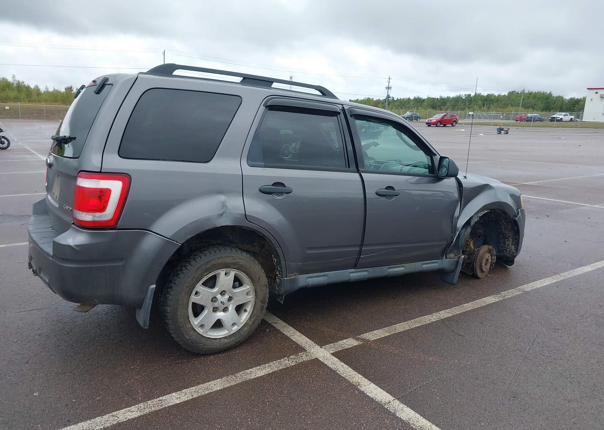 2009 FORD ESCAPE XLT