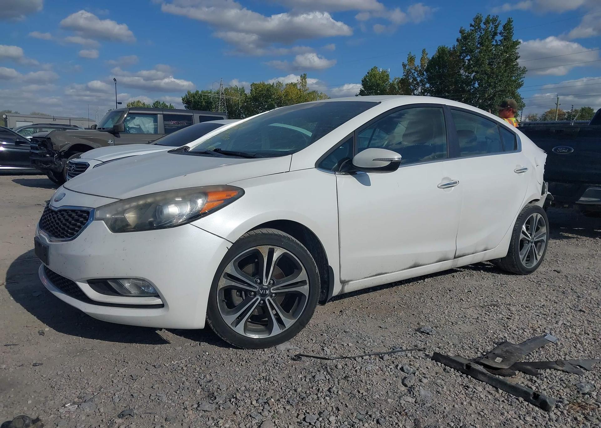 2014 KIA FORTE 2.0L EX