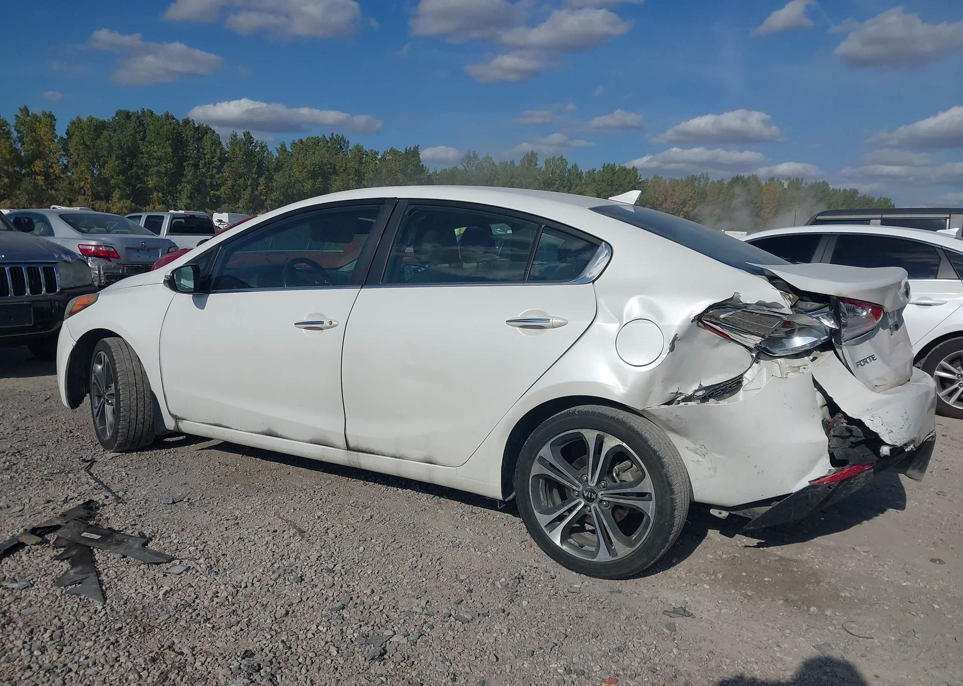 2014 KIA FORTE 2.0L EX