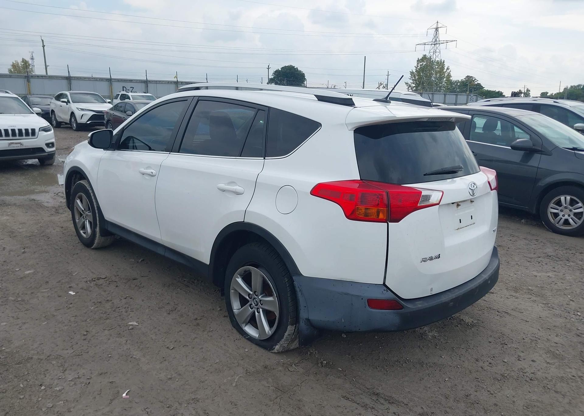 2015 TOYOTA RAV4 XLE