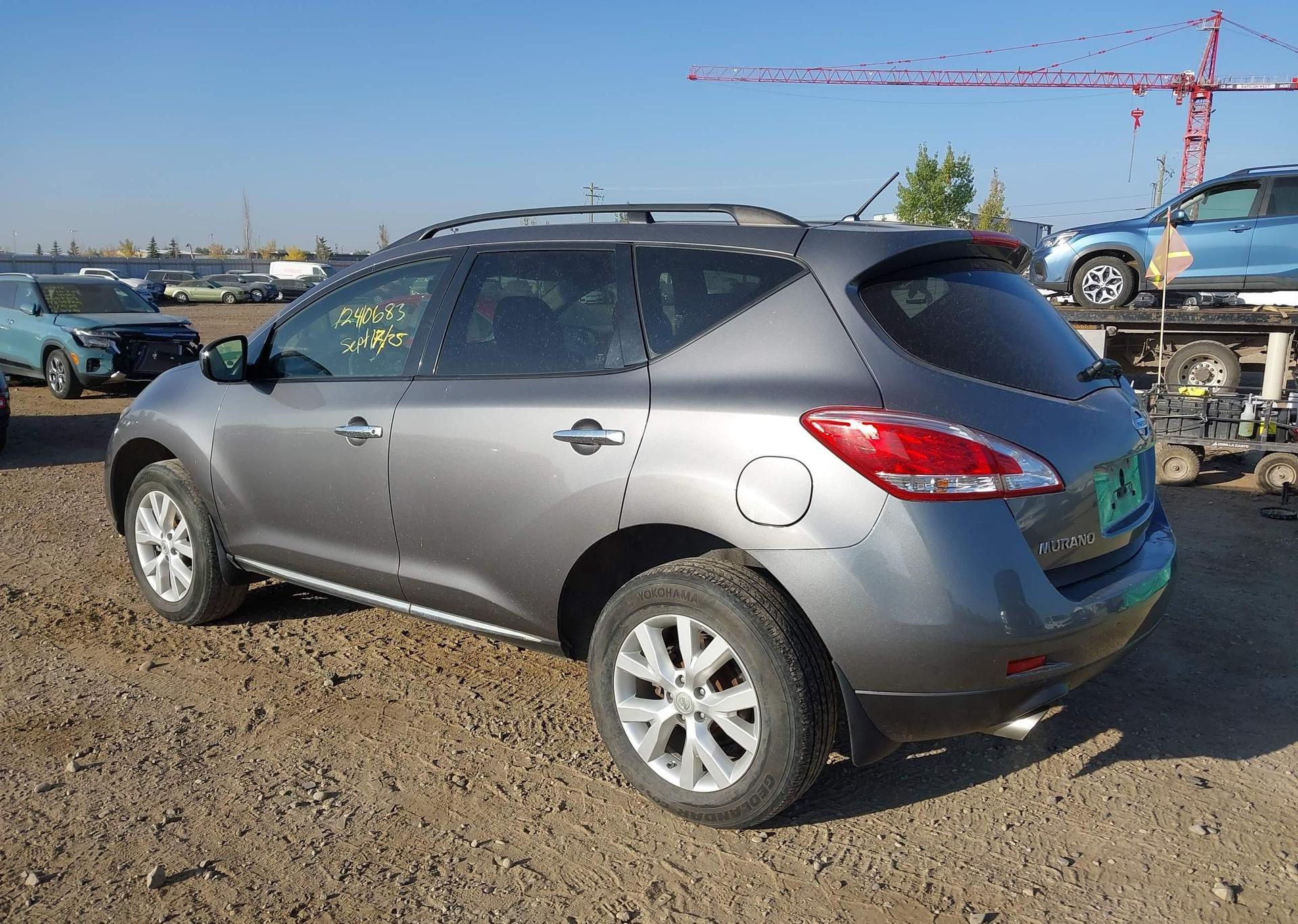 2014 NISSAN MURANO S