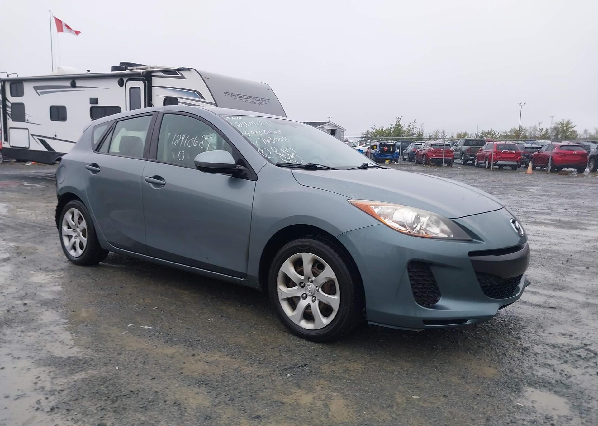 2013 MAZDA 3 I