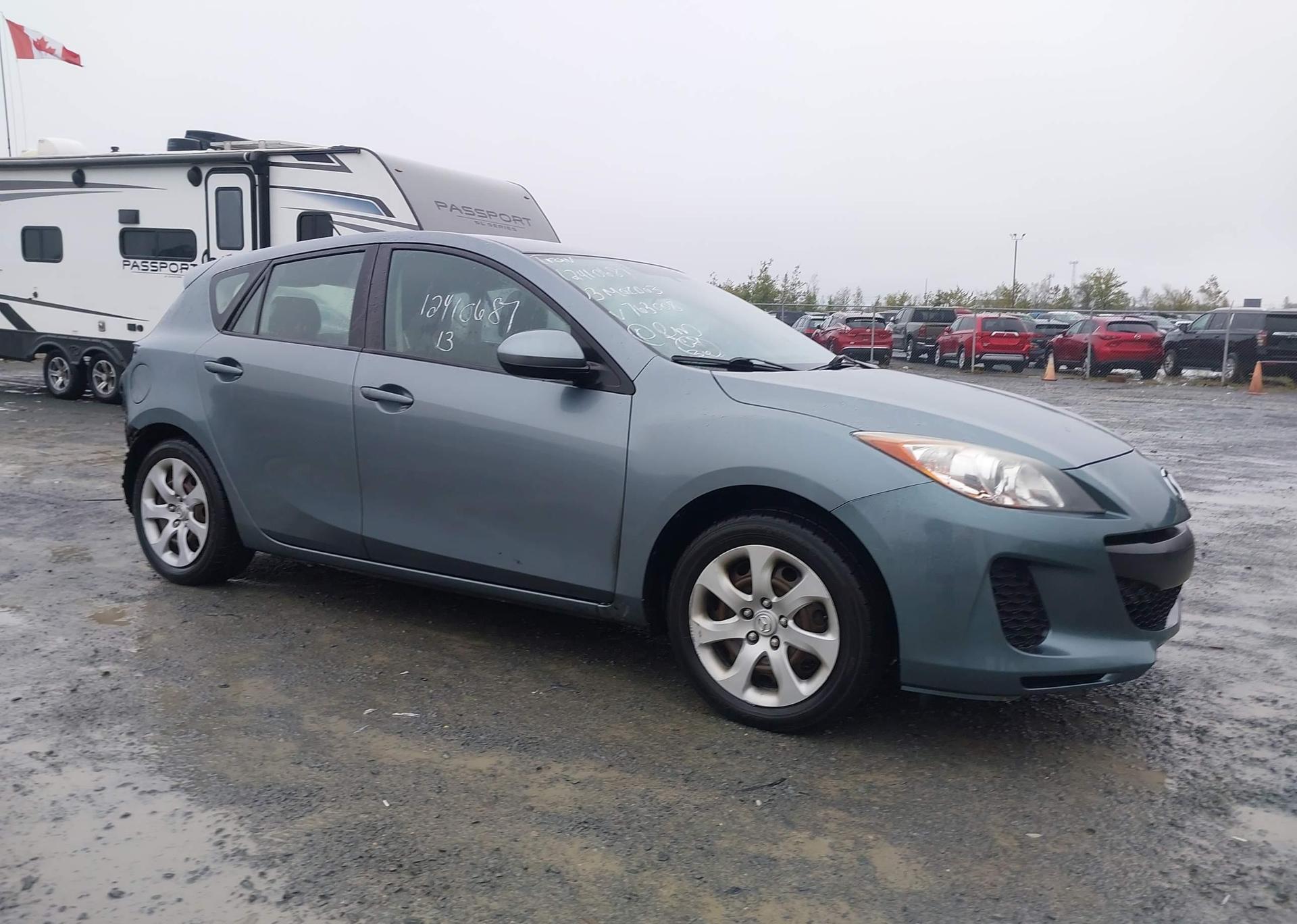 2013 MAZDA 3 I