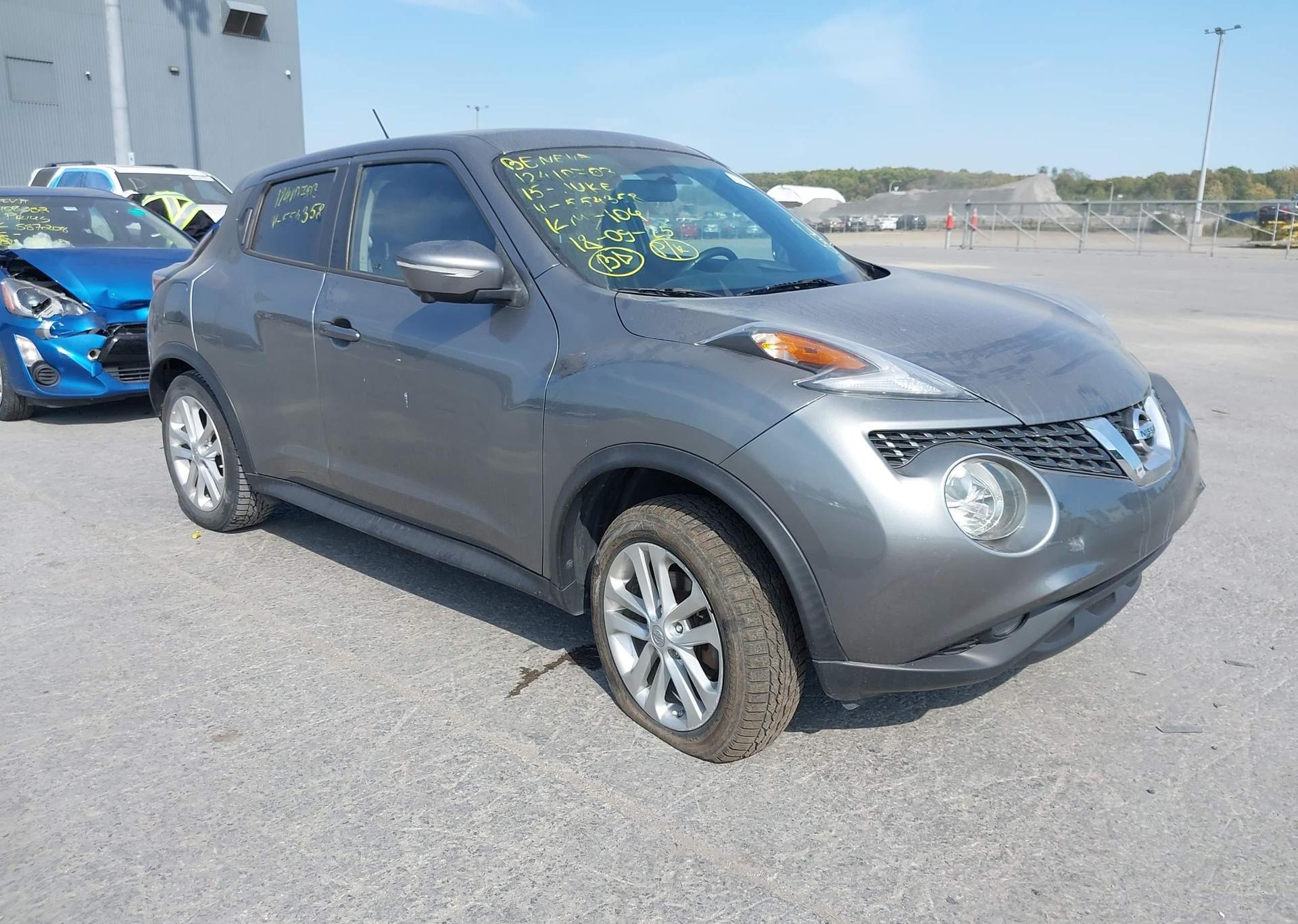 2015 NISSAN JUKE SL