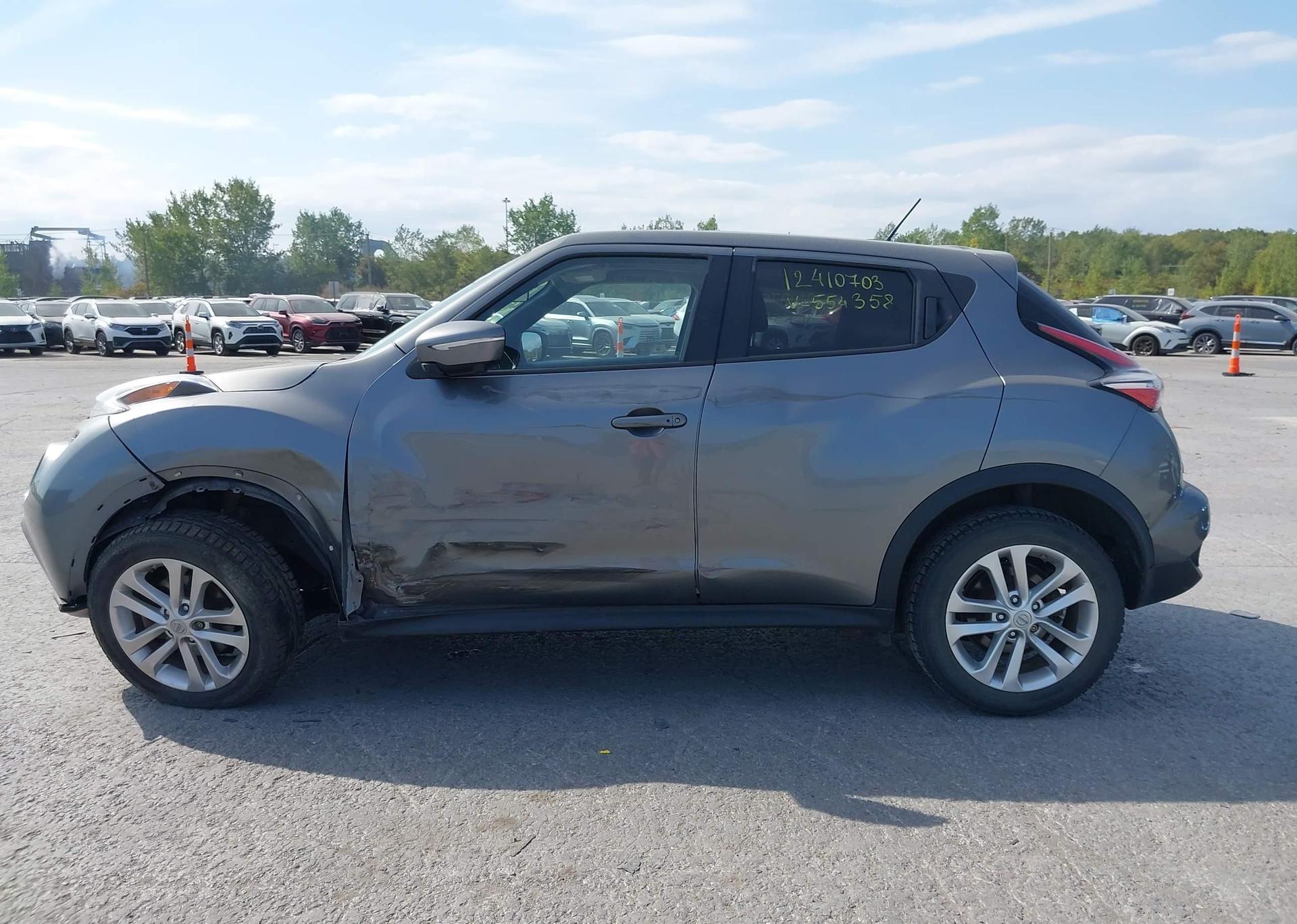 2015 NISSAN JUKE SL