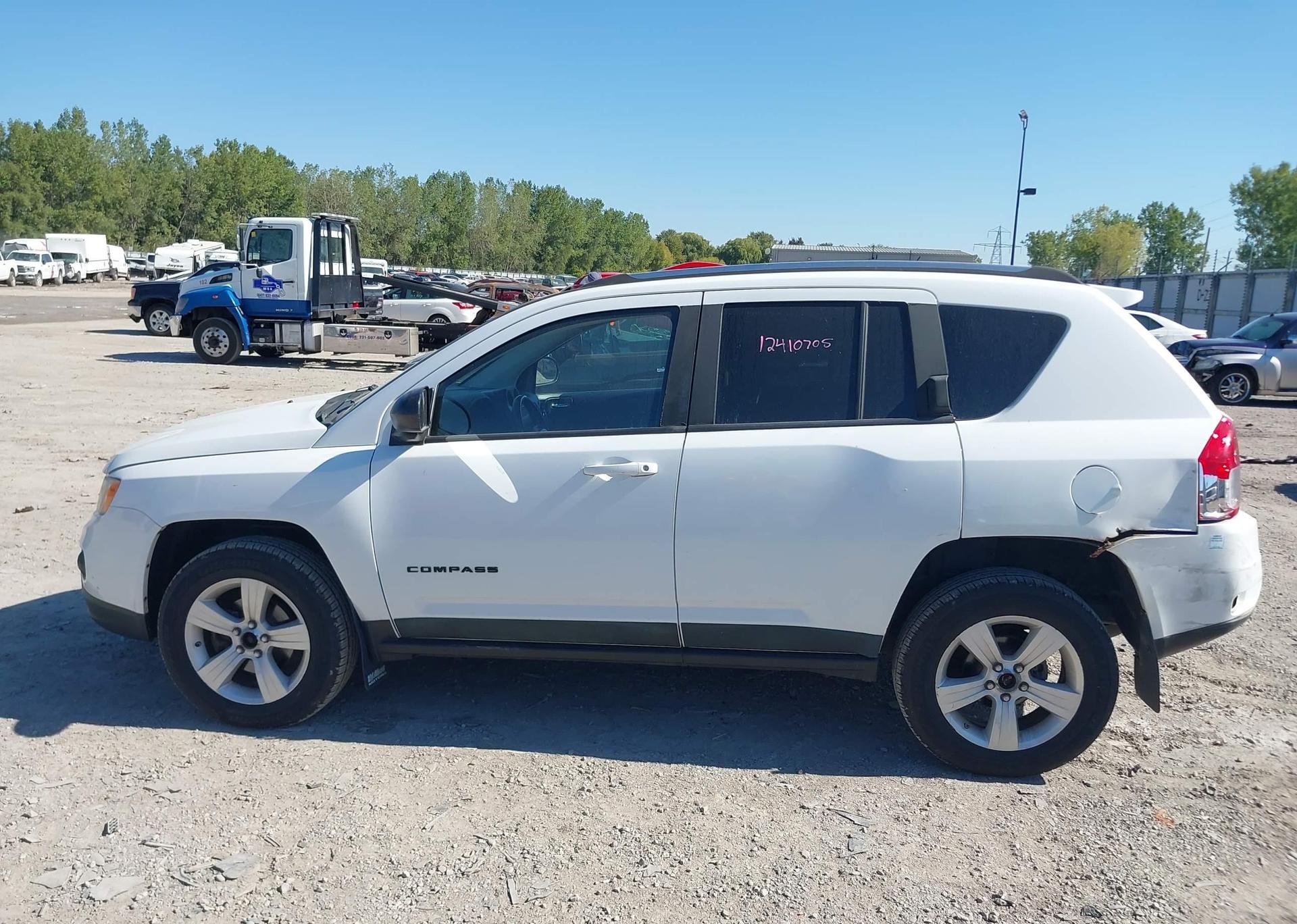 2011 JEEP COMPASS SPORT