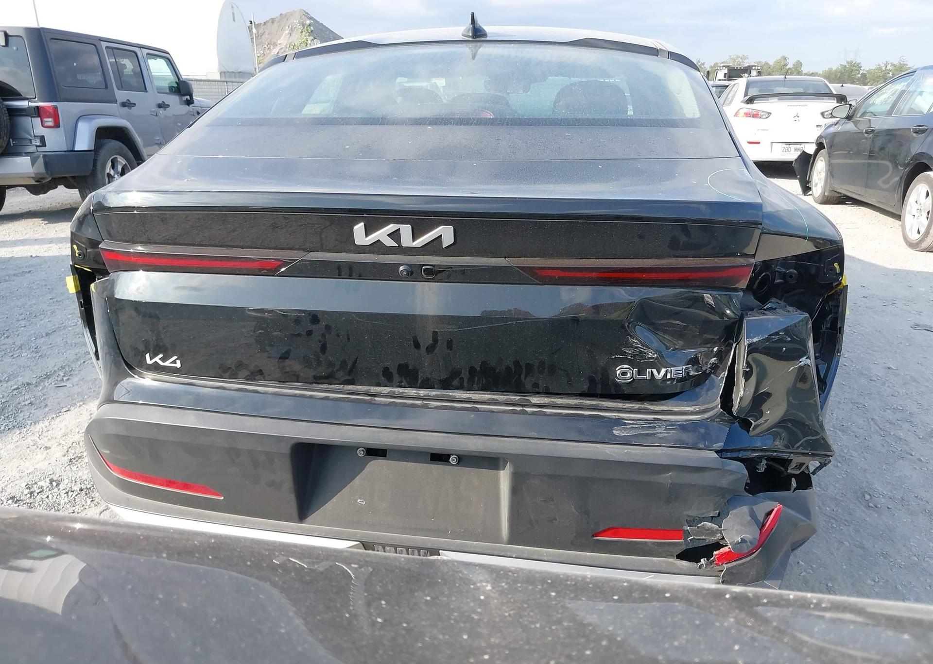 2025 KIA K4 EX