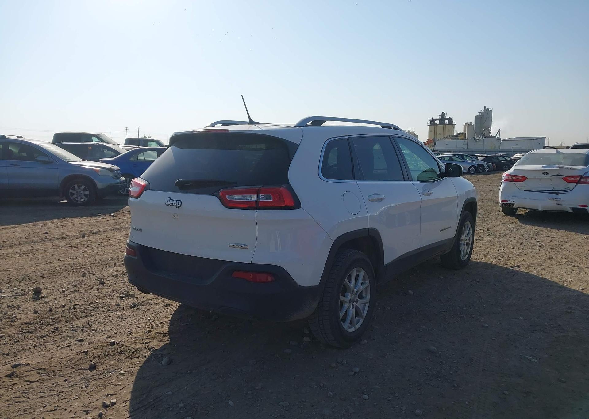2015 JEEP CHEROKEE LATITUDE