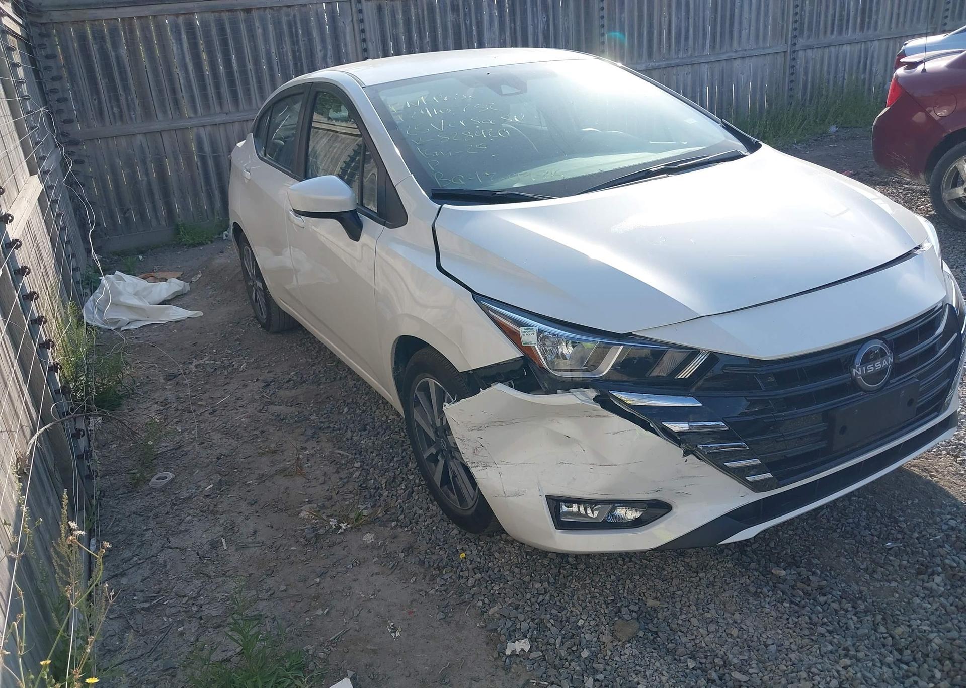 2025 NISSAN VERSA SV