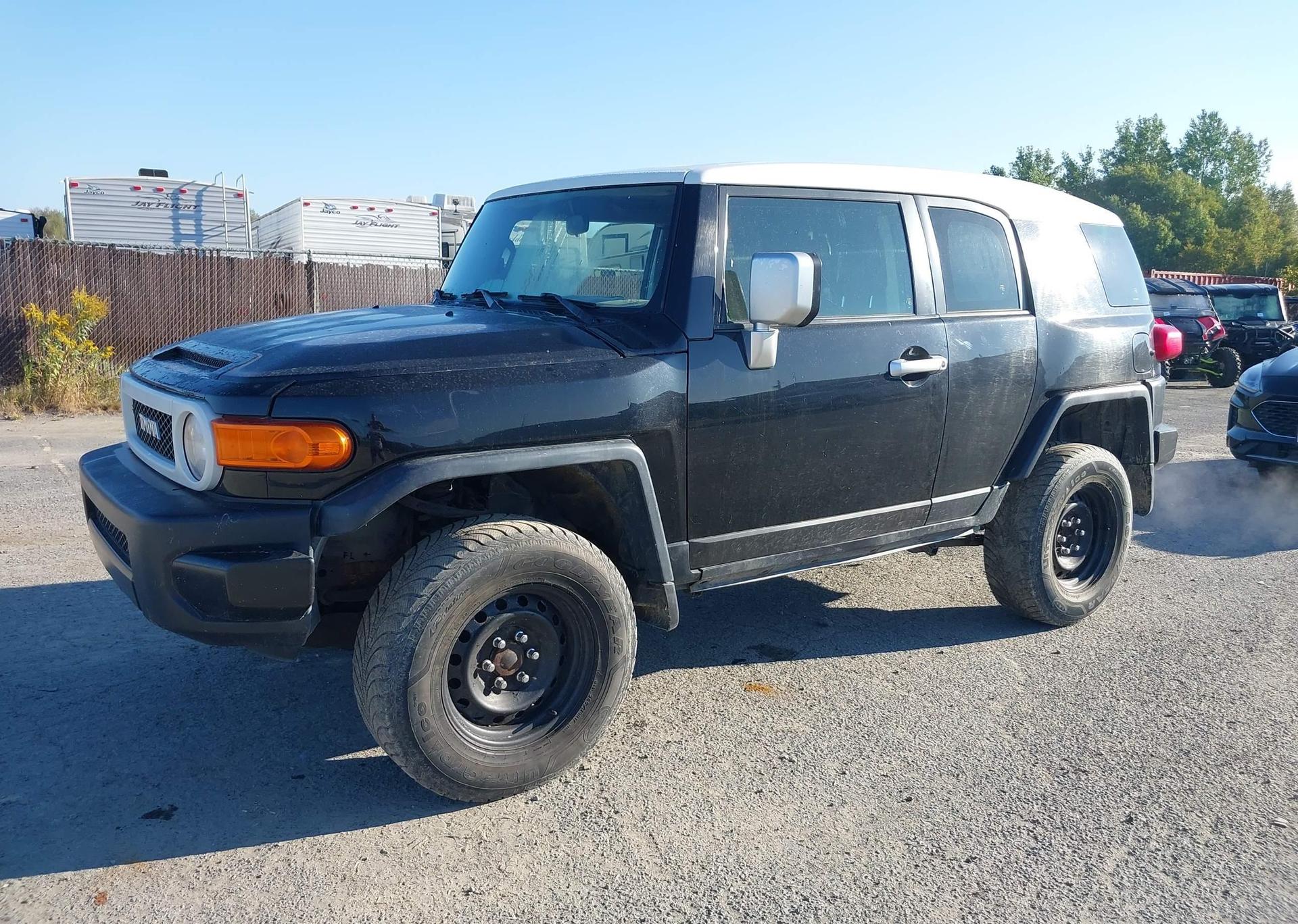 2007 TOYOTA FJ CRUISER