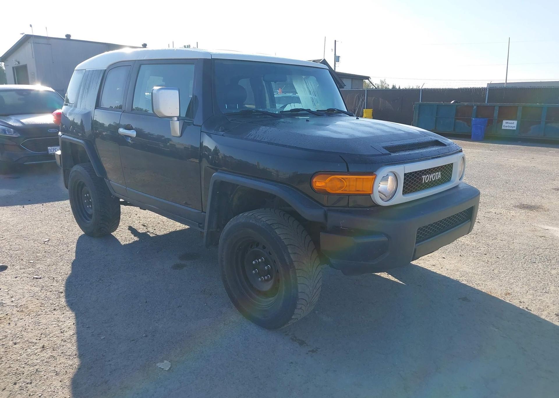 2007 TOYOTA FJ CRUISER
