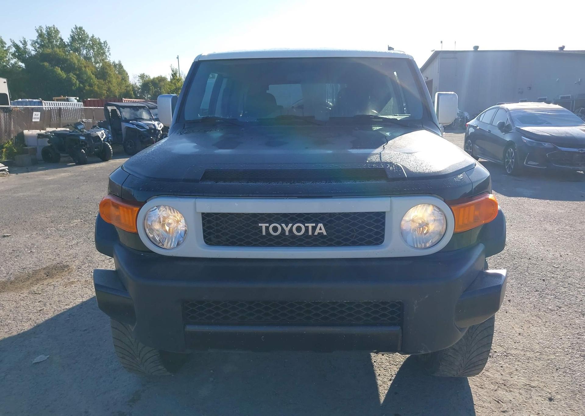 2007 TOYOTA FJ CRUISER