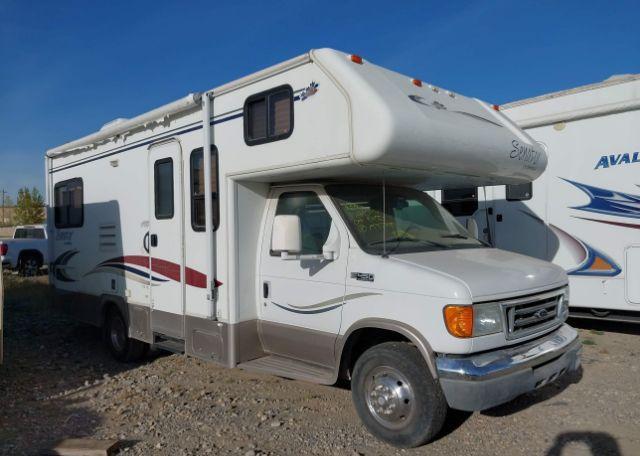 2004 FORD ECONOLINE E450 SUPER DUTY CUTWY VAN