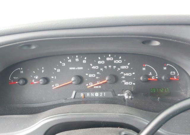 2004 FORD ECONOLINE E450 SUPER DUTY CUTWY VAN