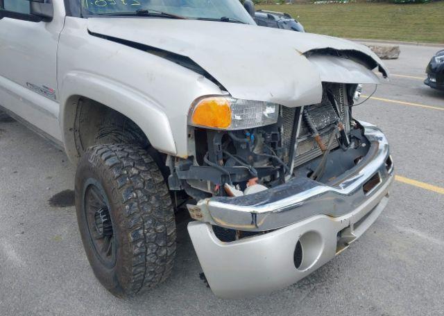 2005 GMC SIERRA 2500HD SL