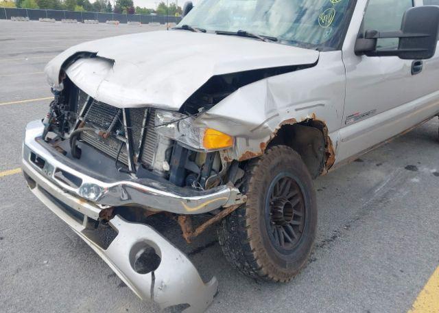 2005 GMC SIERRA 2500HD SL