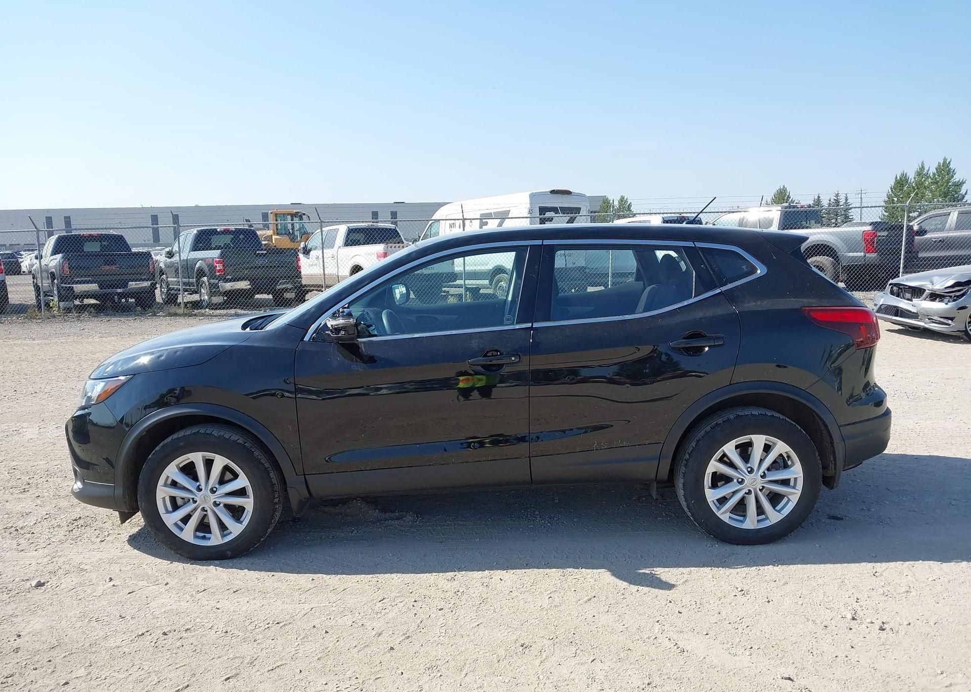 2018 NISSAN QASHQAI S