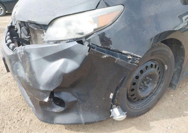 2012 TOYOTA SIENNA SE 8 PASSENGER