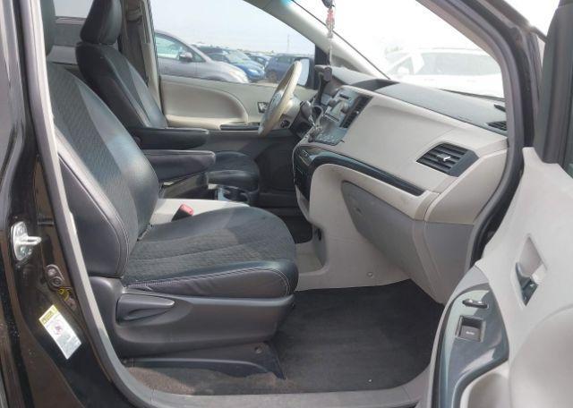 2012 TOYOTA SIENNA SE 8 PASSENGER