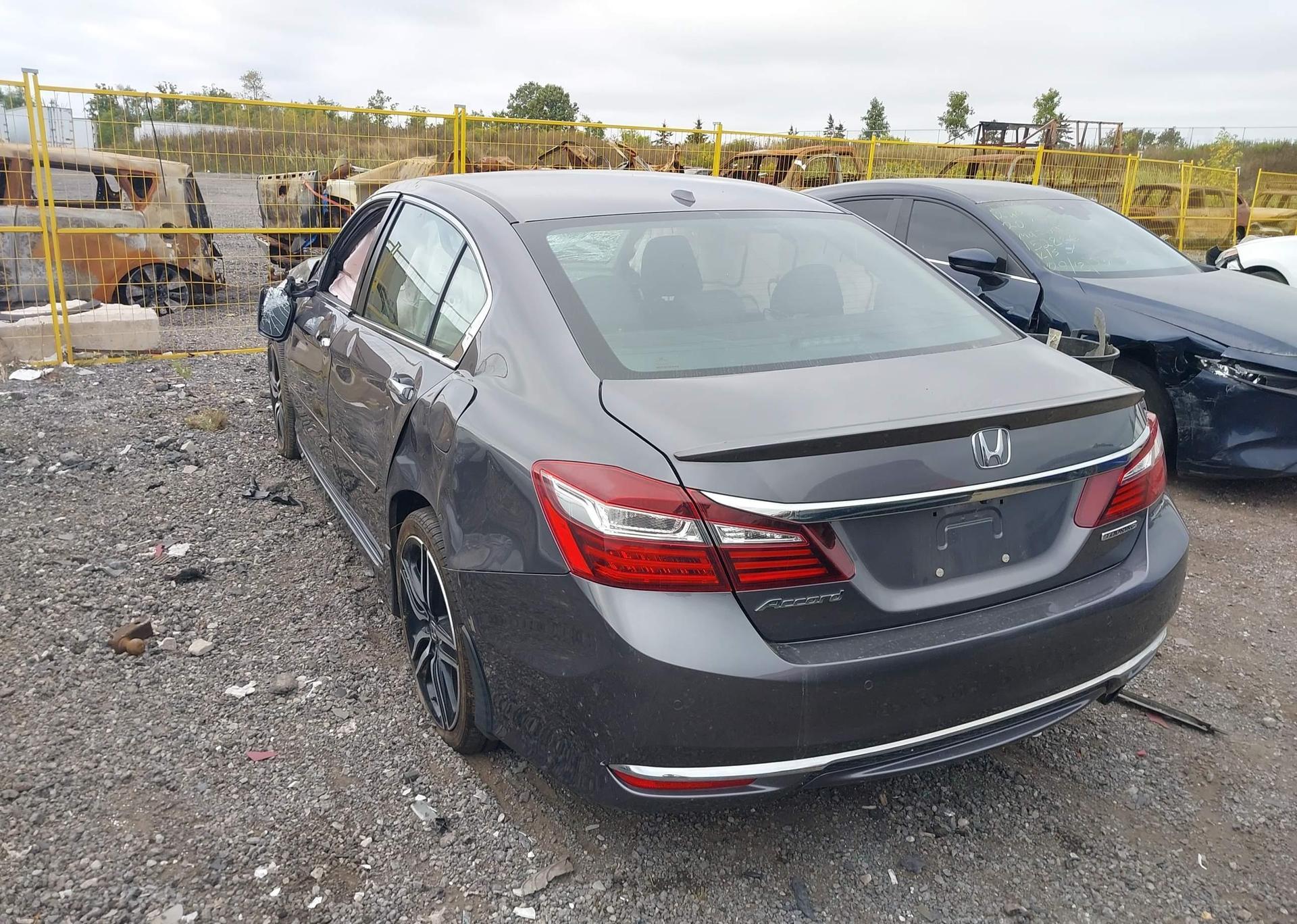 2017 HONDA ACCORD EX