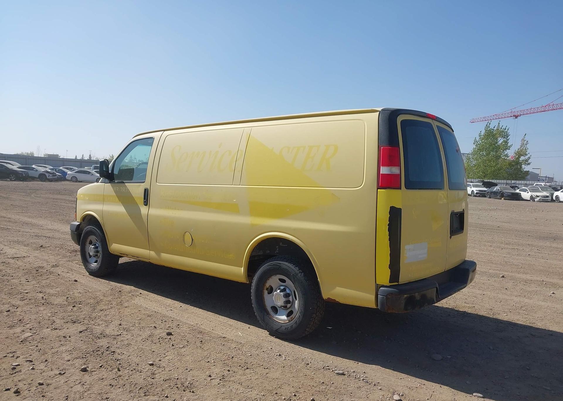 2011 CHEVROLET EXPRESS G2500