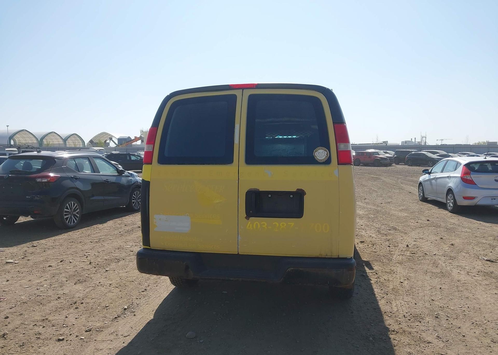 2011 CHEVROLET EXPRESS G2500
