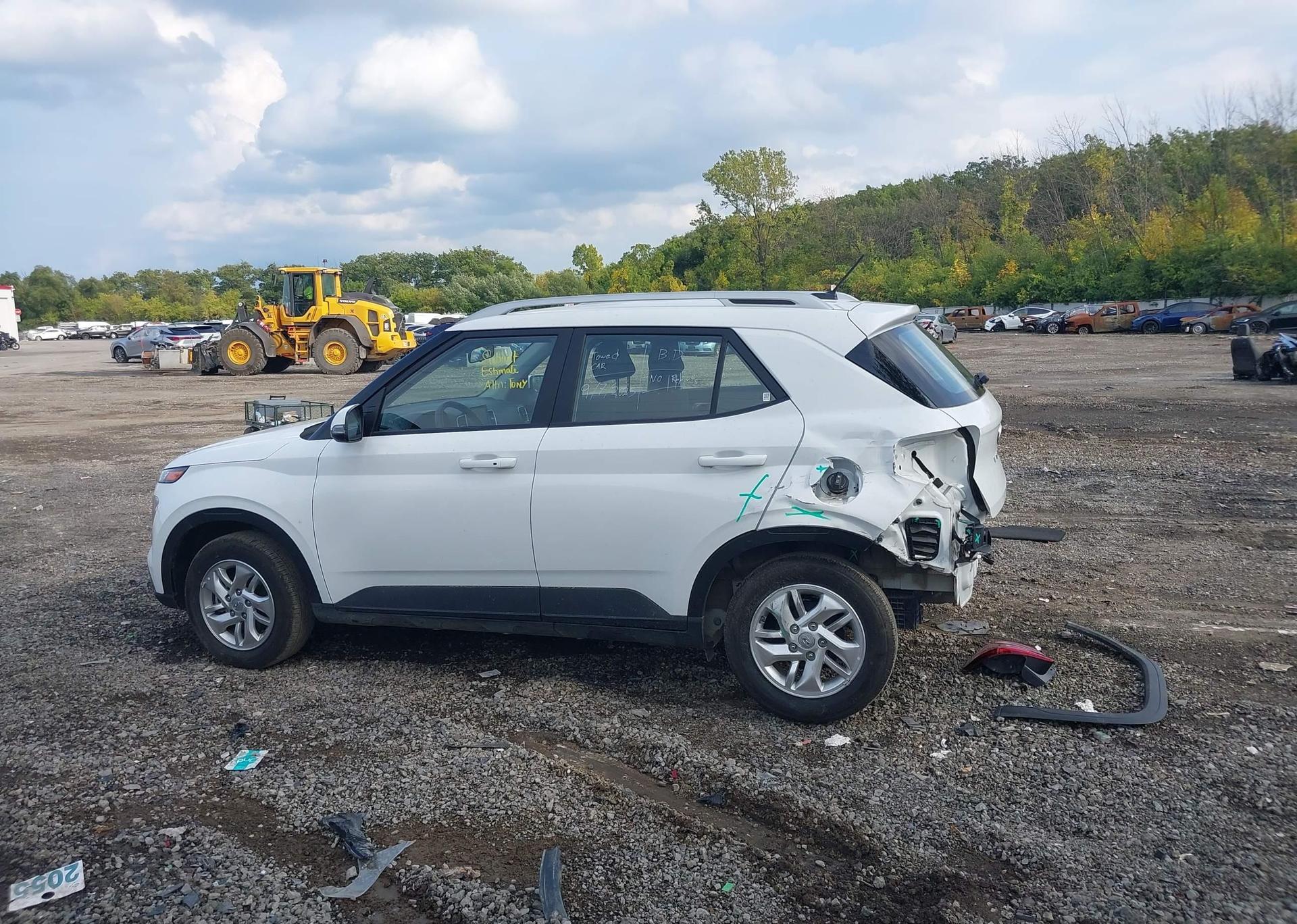 2025 HYUNDAI VENUE SEL
