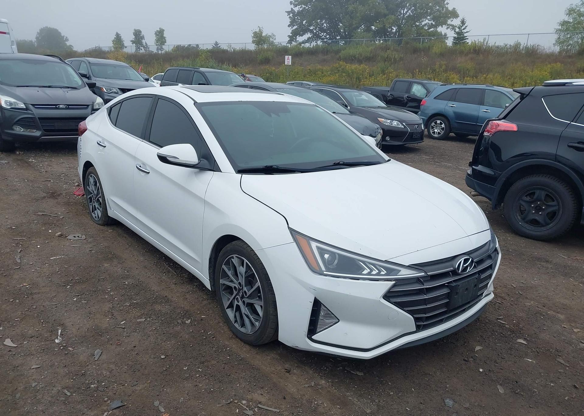 2019 HYUNDAI ELANTRA LUXURY