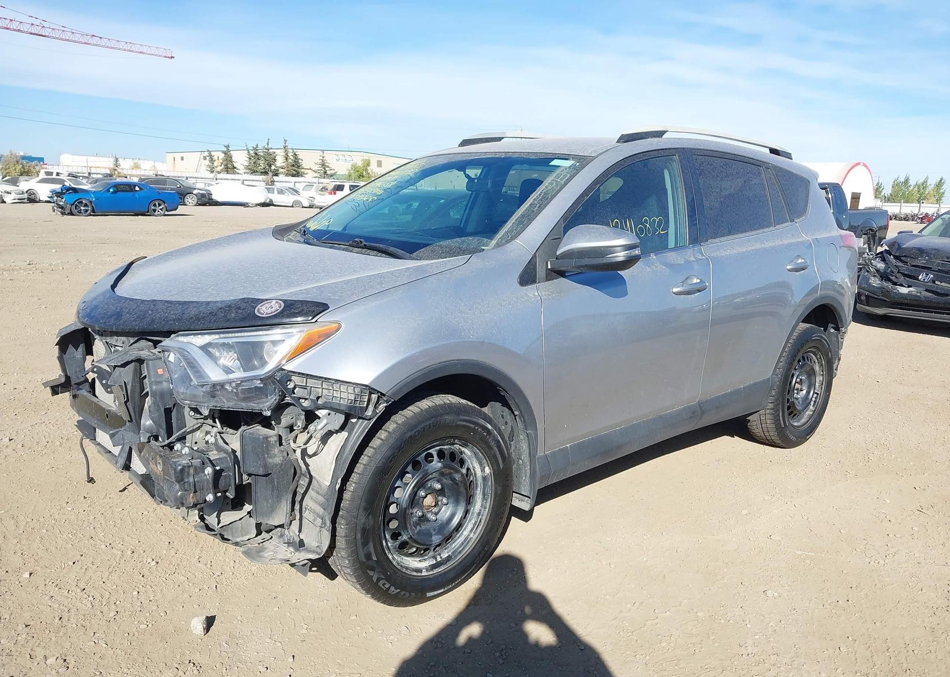 2016 TOYOTA RAV4 LE