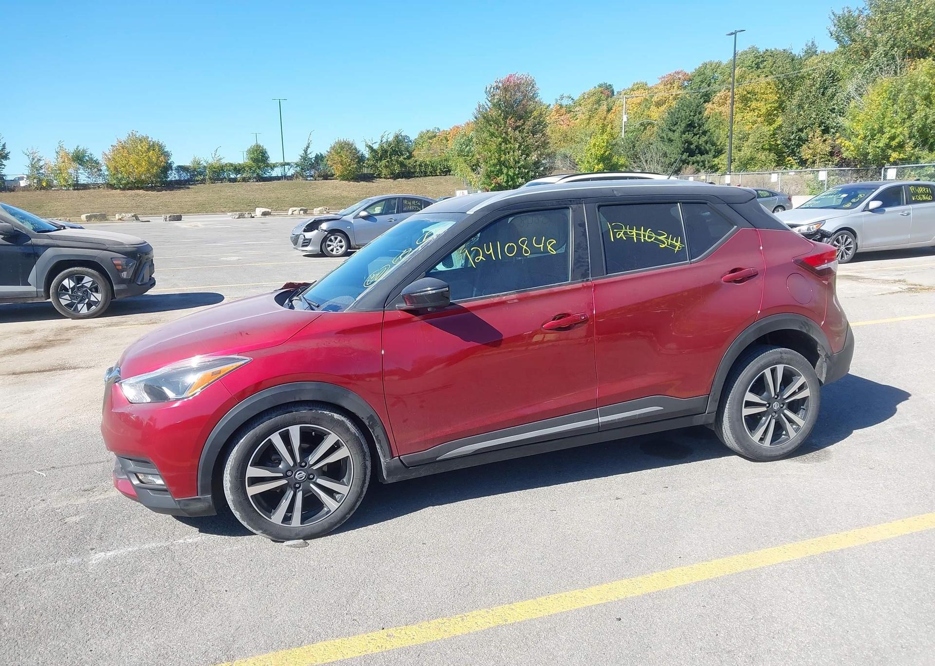 2019 NISSAN KICKS S