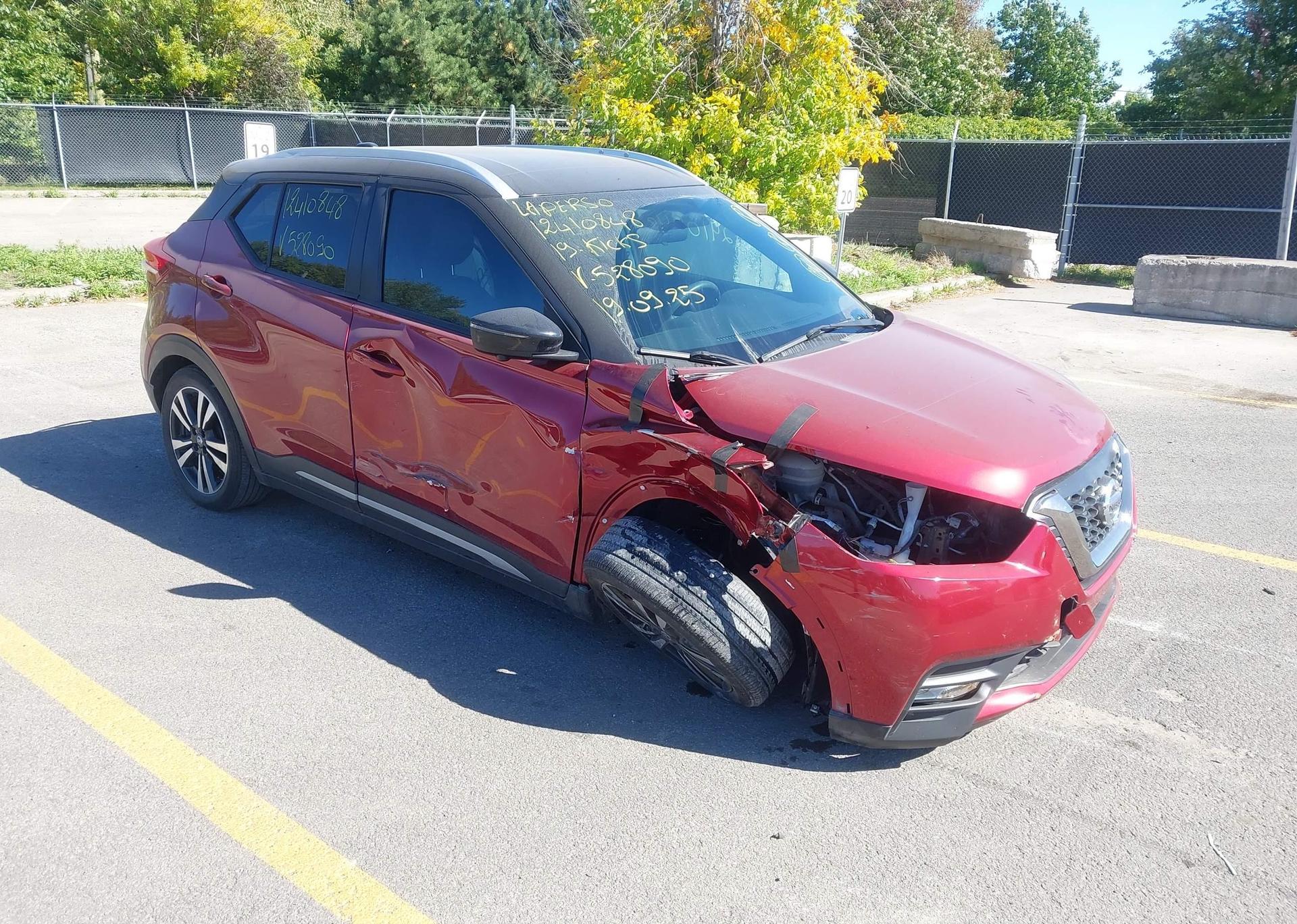 2019 NISSAN KICKS S