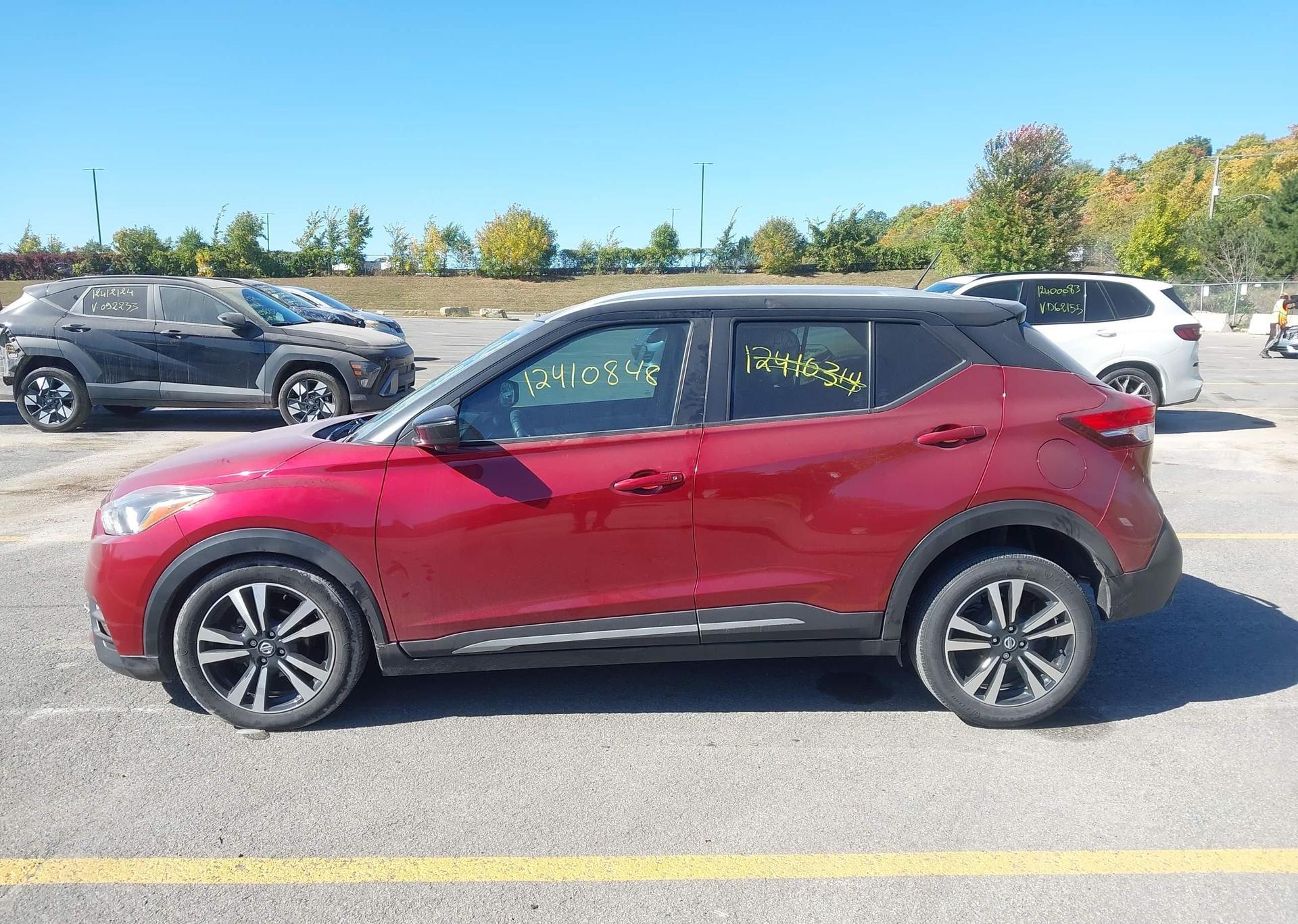 2019 NISSAN KICKS S