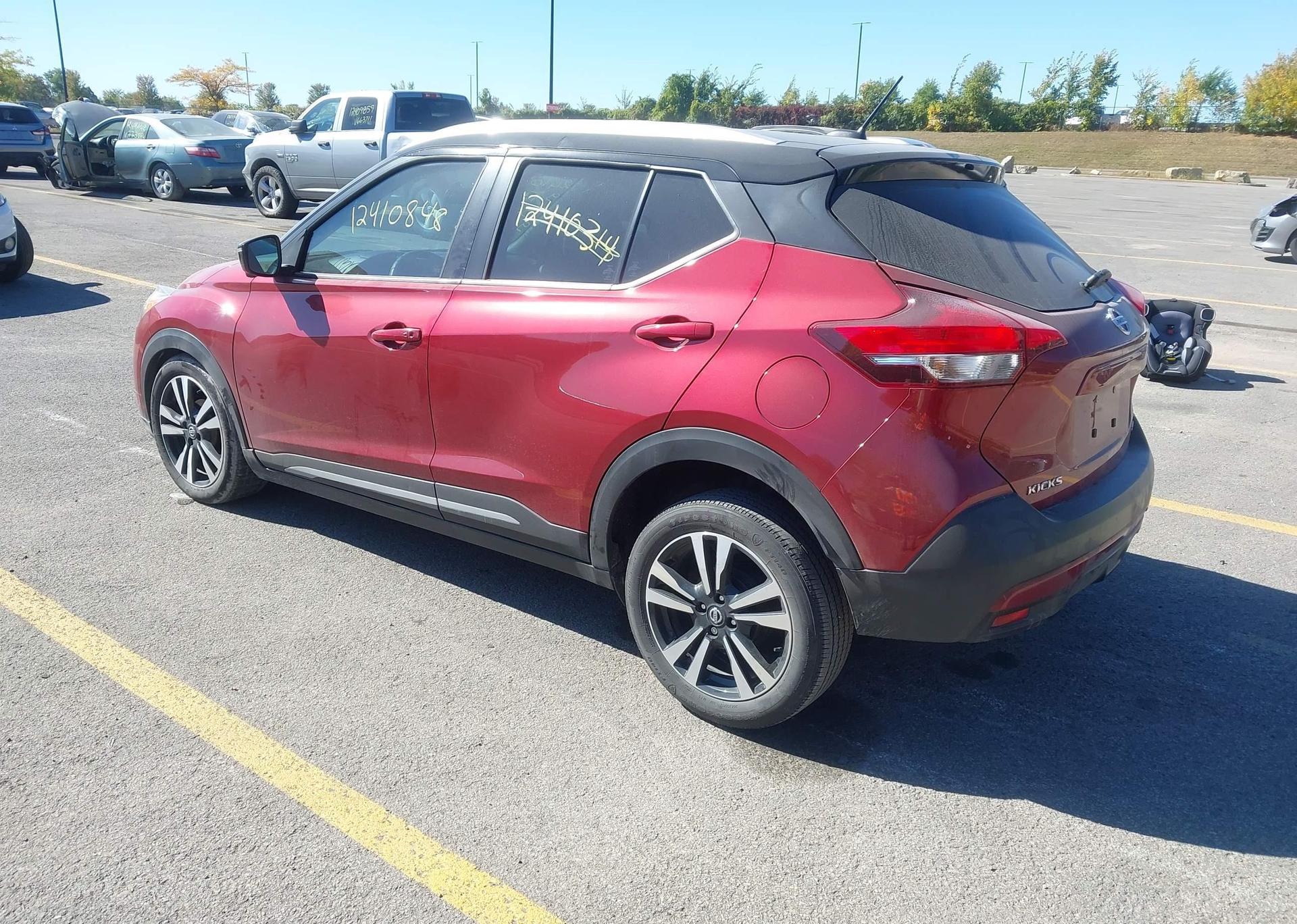 2019 NISSAN KICKS S