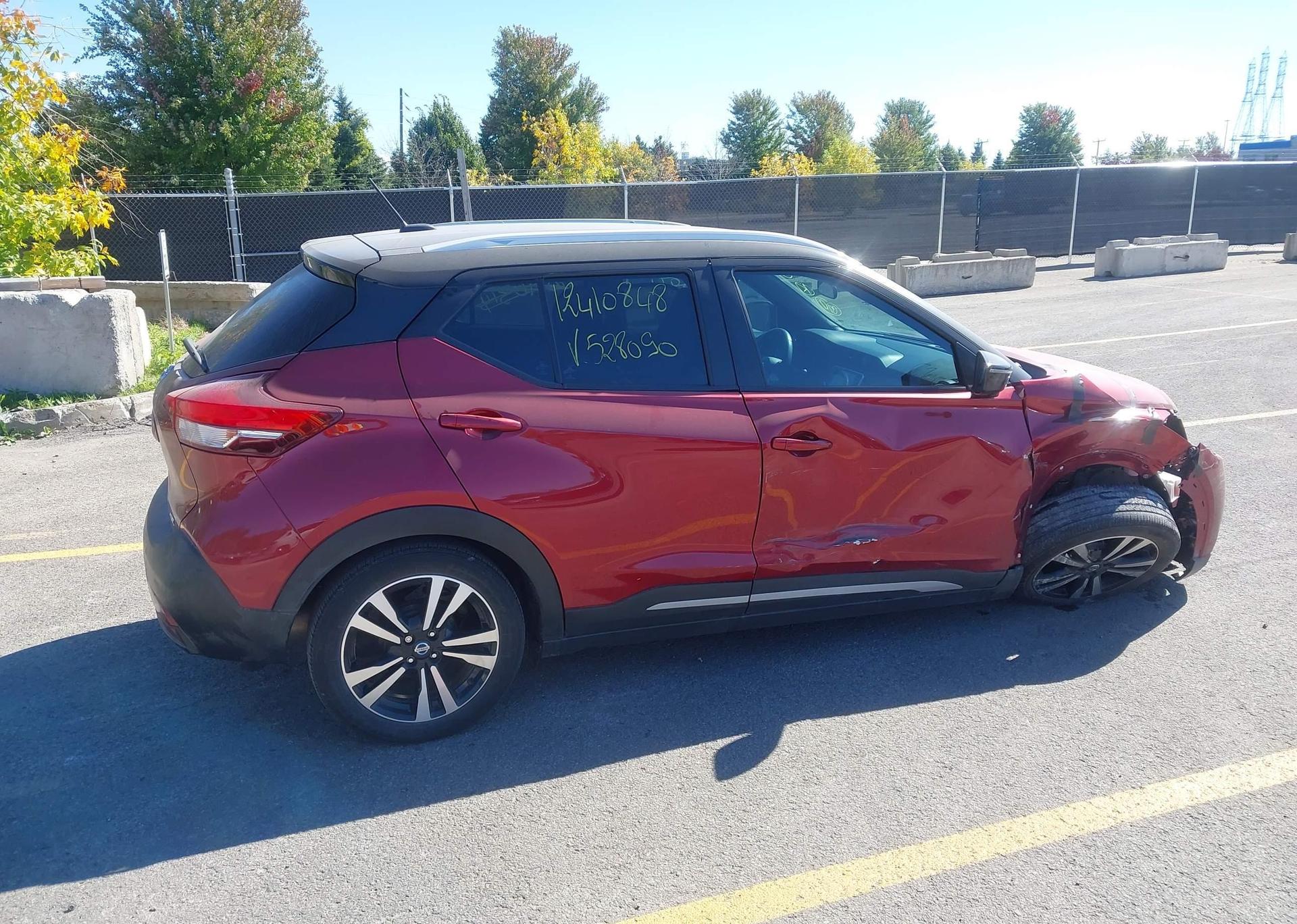 2019 NISSAN KICKS S