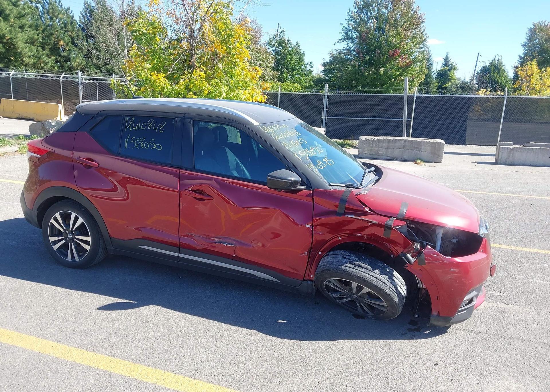 2019 NISSAN KICKS S