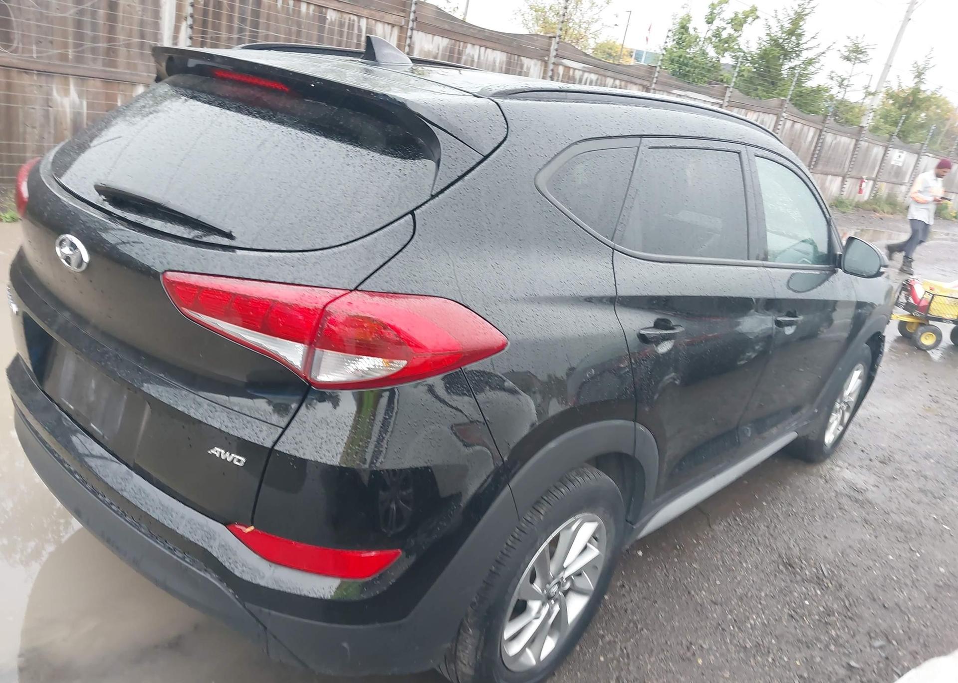 2018 HYUNDAI TUCSON SE 2.0L