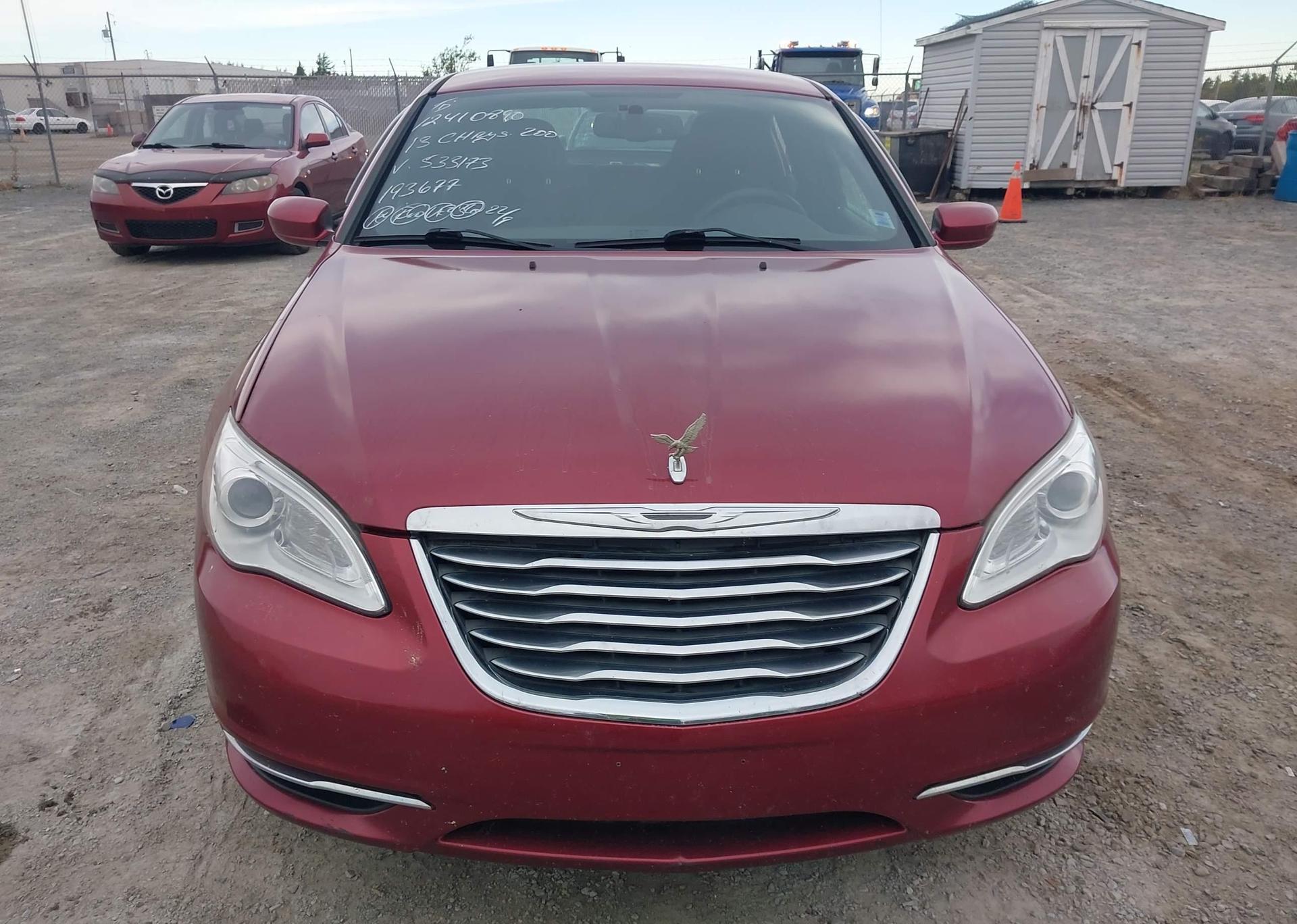 2013 CHRYSLER 200 LX