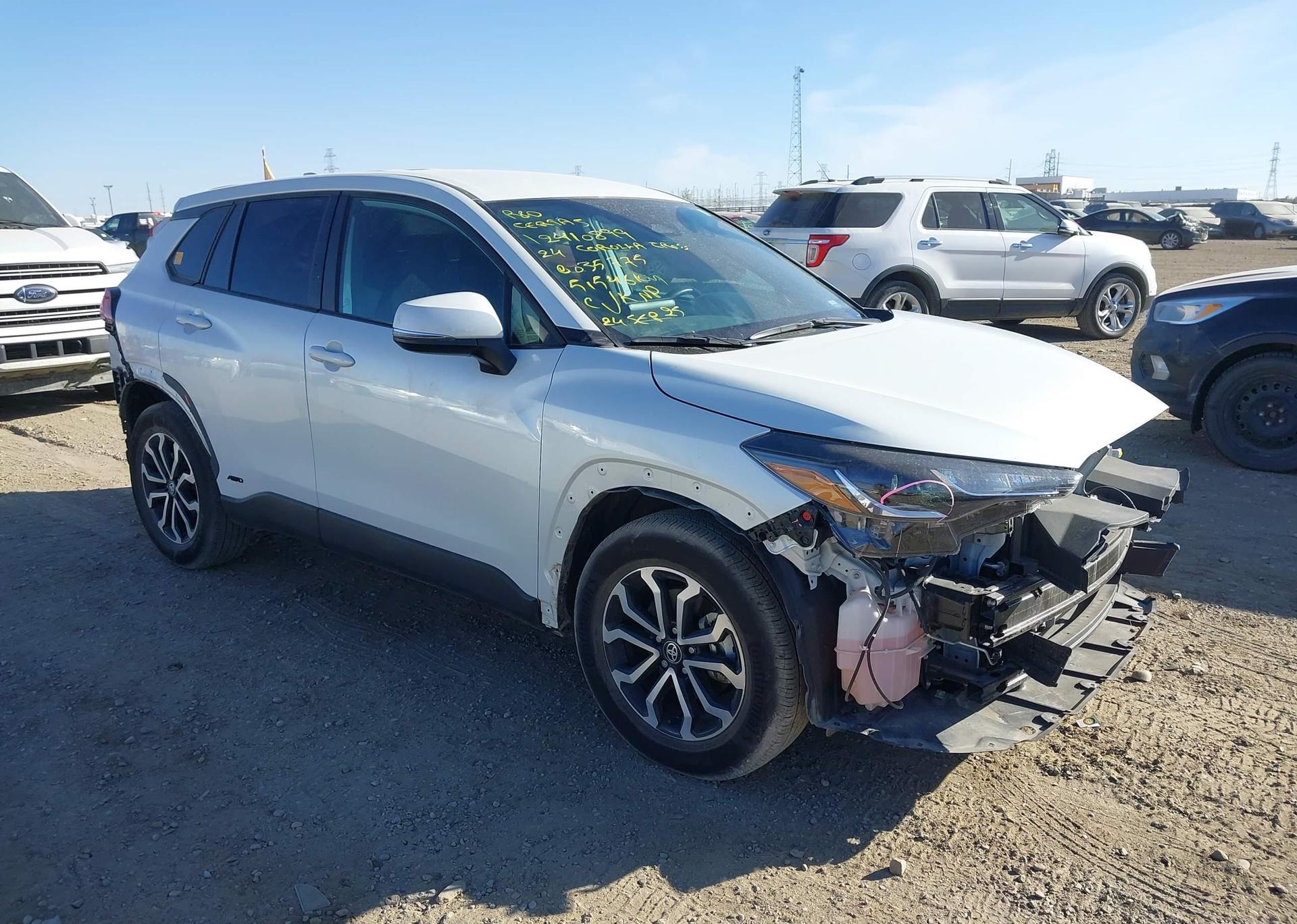 2024 TOYOTA COROLLA CROSS HYBRID SE