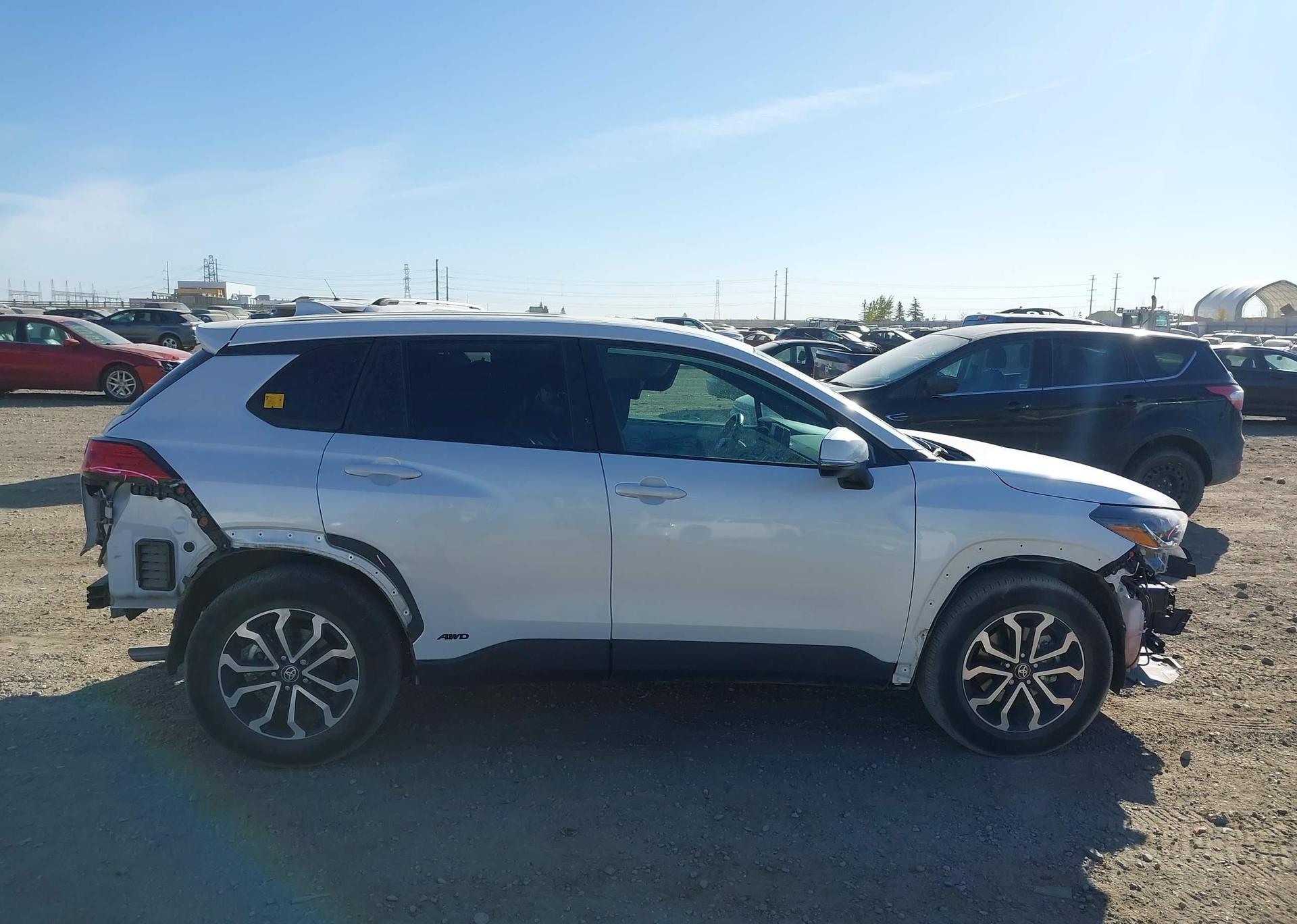 2024 TOYOTA COROLLA CROSS HYBRID SE