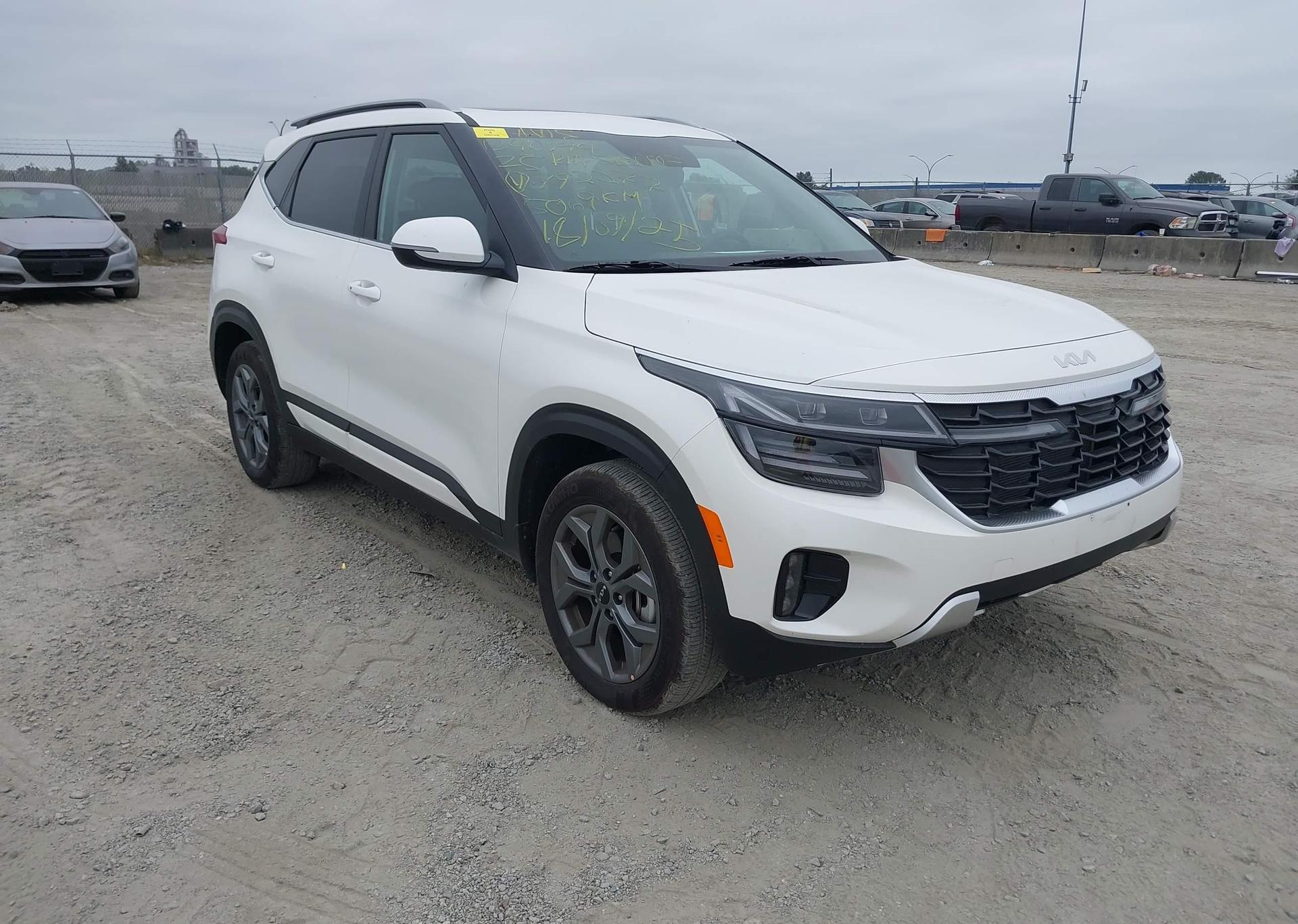2025 KIA SELTOS S